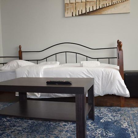 Athenian Modern Apartment Mavili Square المظهر الخارجي الصورة