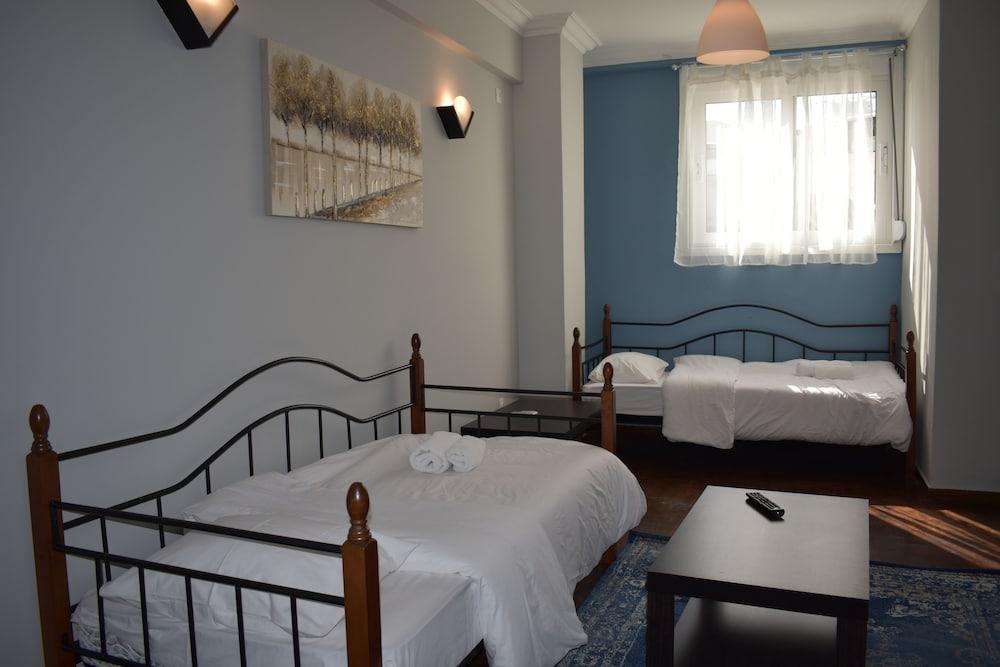 Athenian Modern Apartment Mavili Square المظهر الخارجي الصورة